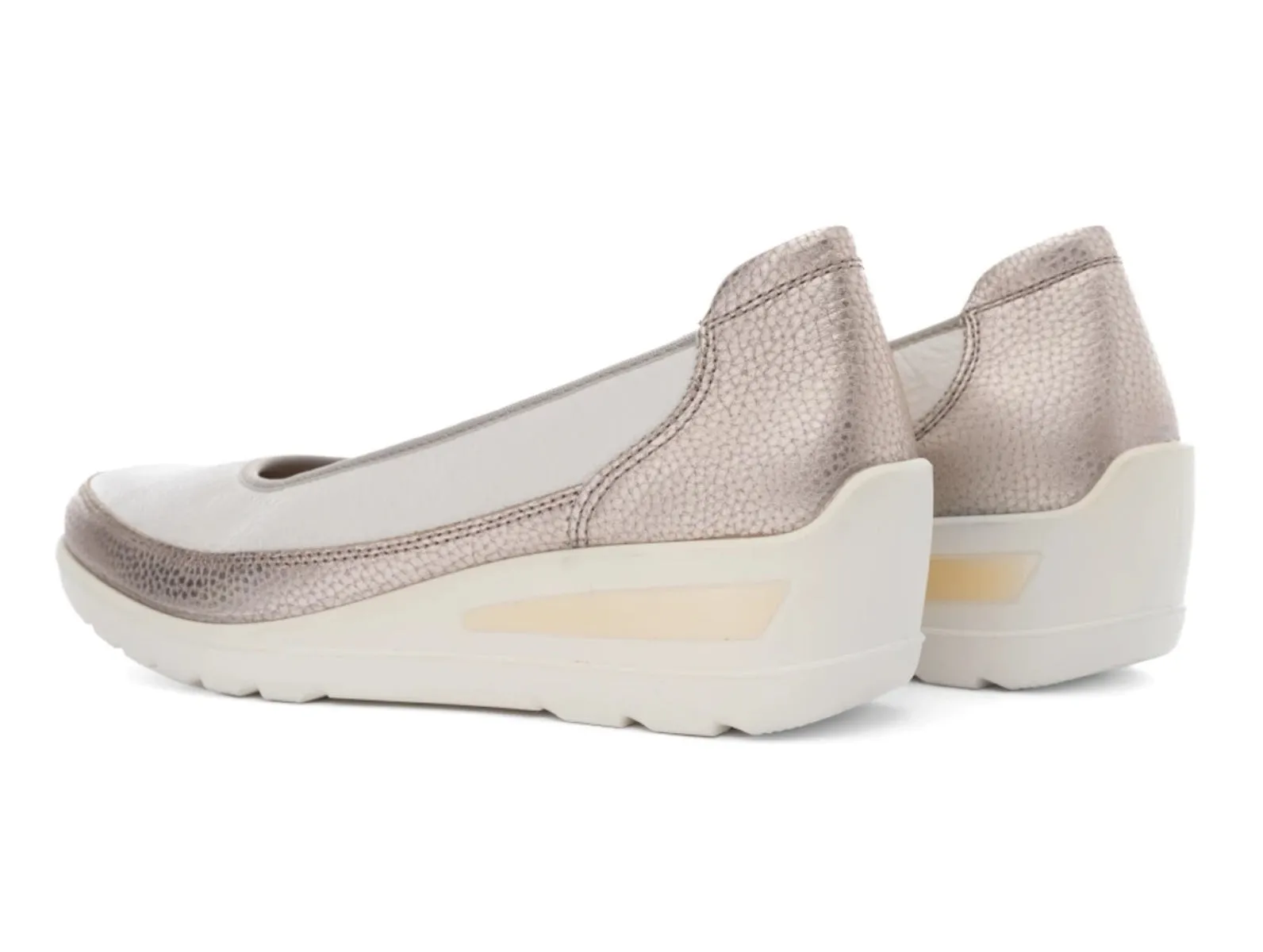 Ara 12-50664-08 Zurich – Off White & Gold Metallic Leather Loafer