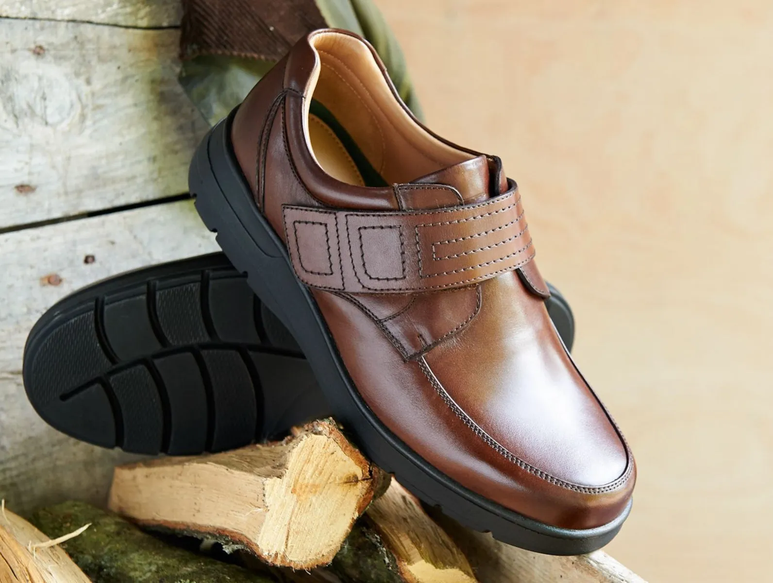 DB Easy B Bahamas - Brown