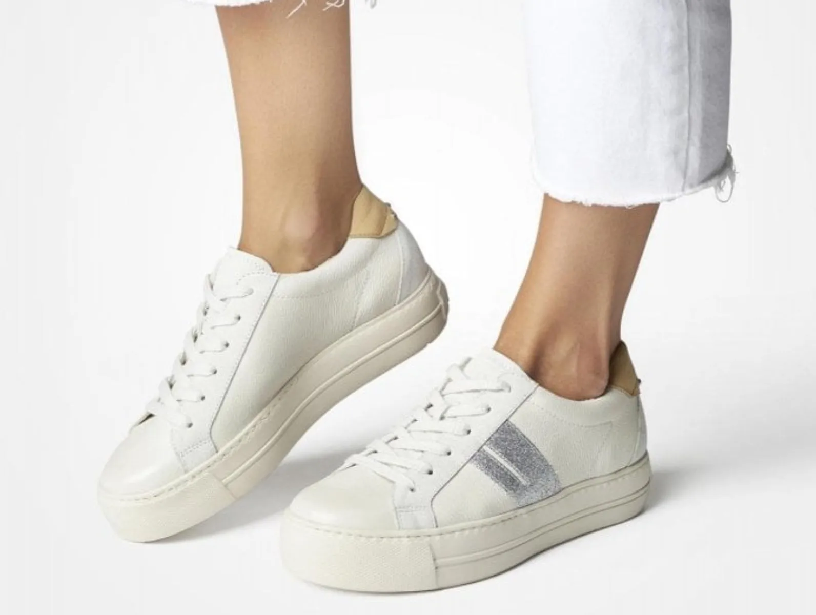 Paul Green 5330 01 - Ivory Ice