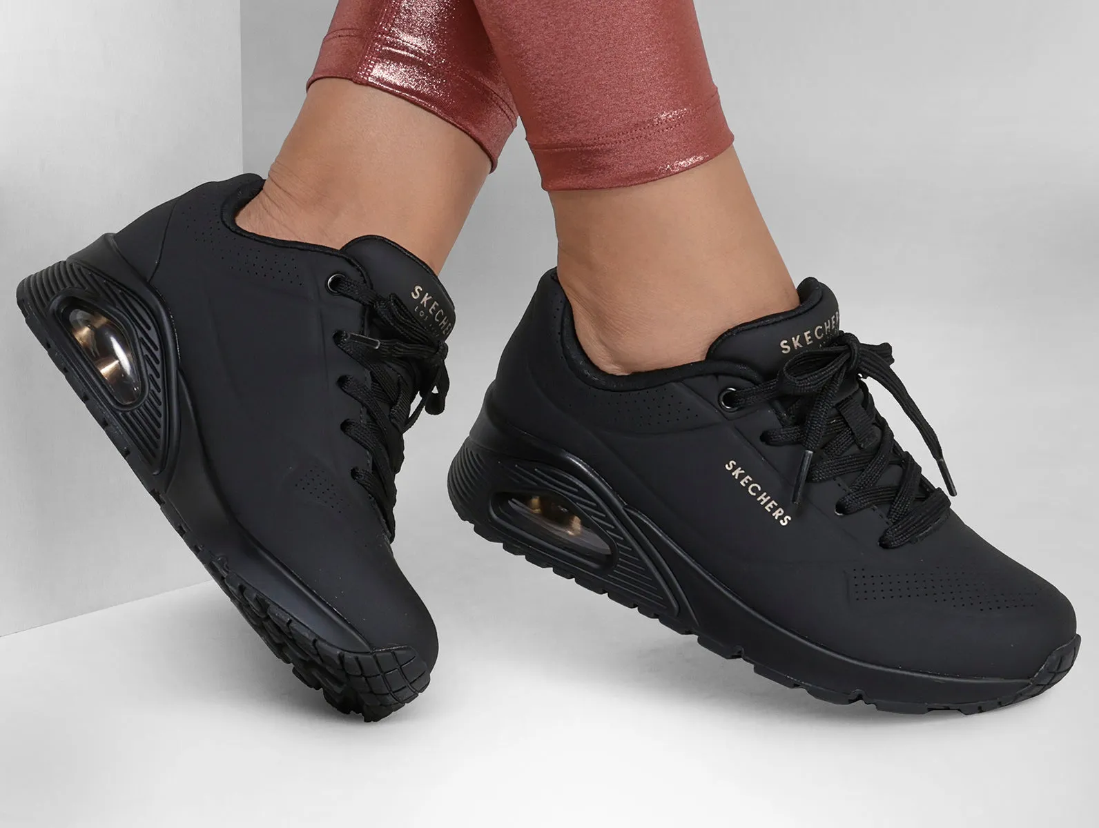 Skechers 73690 Uno-Stand On Air - Black
